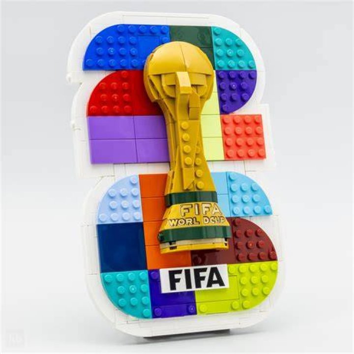 BrickSwag Lego Head cup